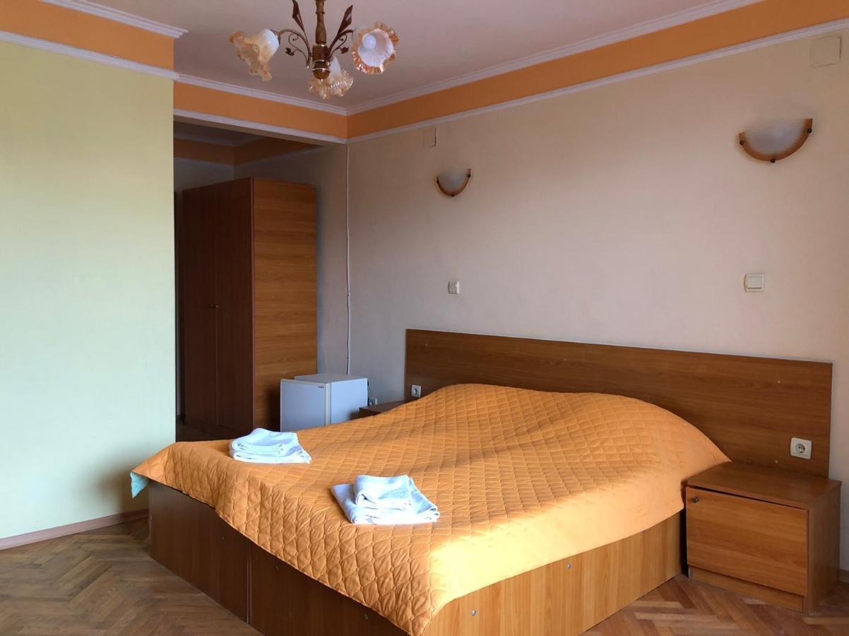 Family Hotel Saint Peter Saints Constantine and Helena Exteriör bild