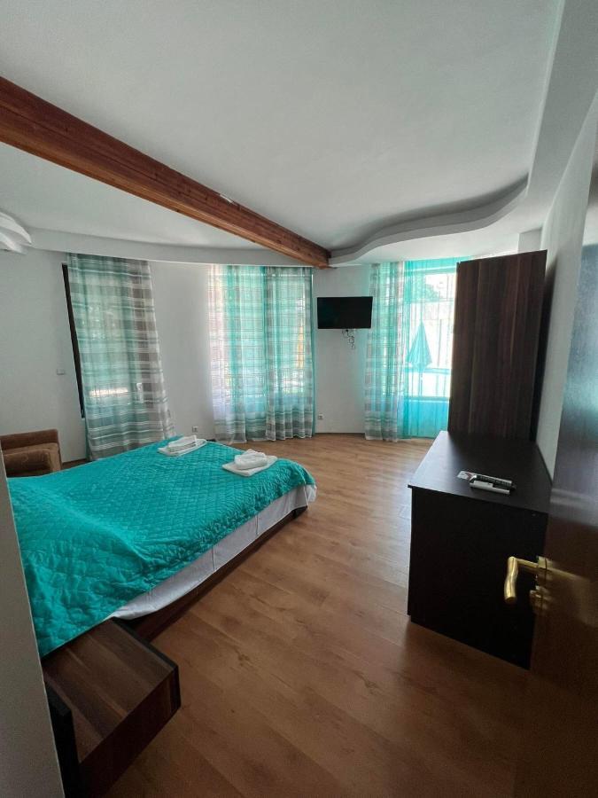 Family Hotel Saint Peter Saints Constantine and Helena Exteriör bild